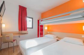 Première Classe La Rochelle Centre - photo 18