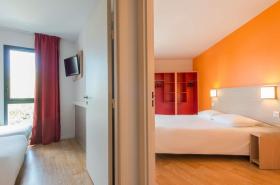 Première Classe La Rochelle Centre - photo 15