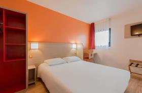 Première Classe La Rochelle Centre - photo 24